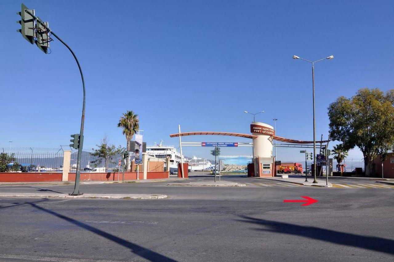 Studios Costas Mantouki Luaran gambar